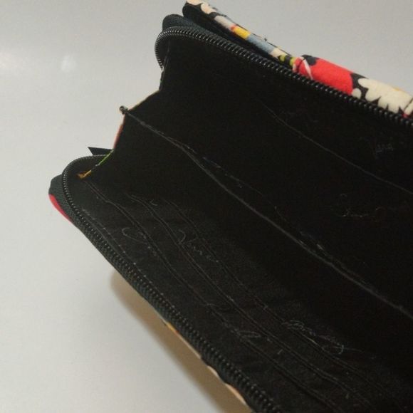 Vera Bradley Black Fantastic Floral‎ Clutch Wallet - Picture 14 of 16